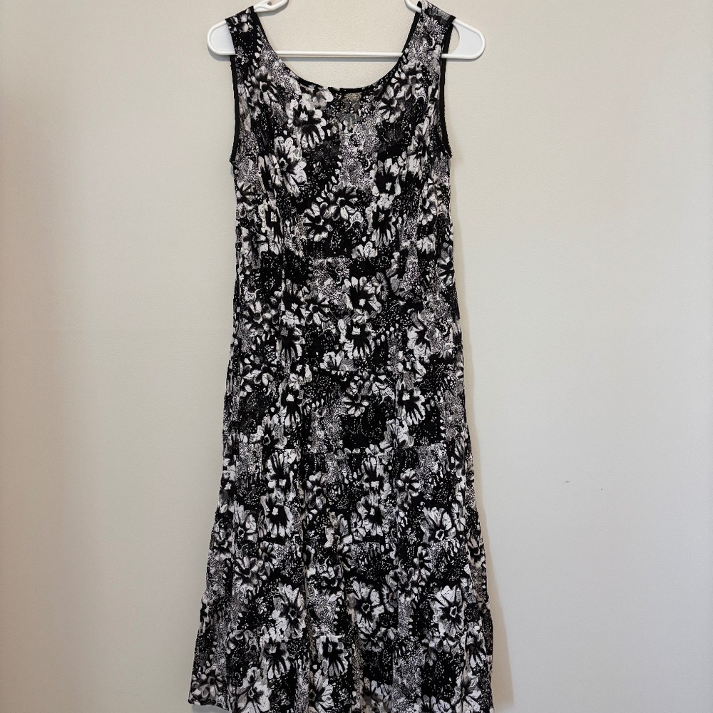 J. R. Nites size 12 midi lace dress black and white w/slip